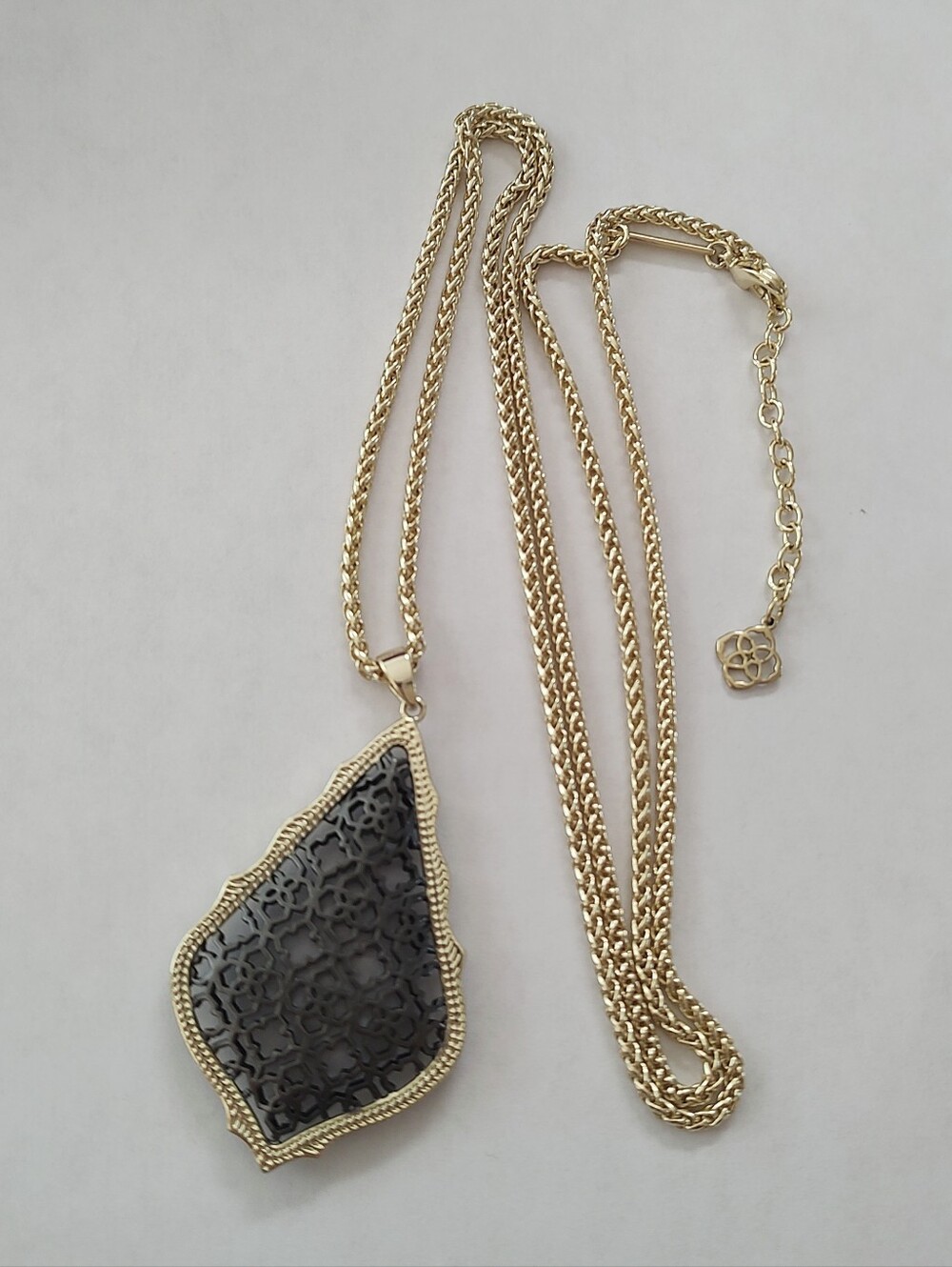 Kendra Scott Aiden Filagree Necklace